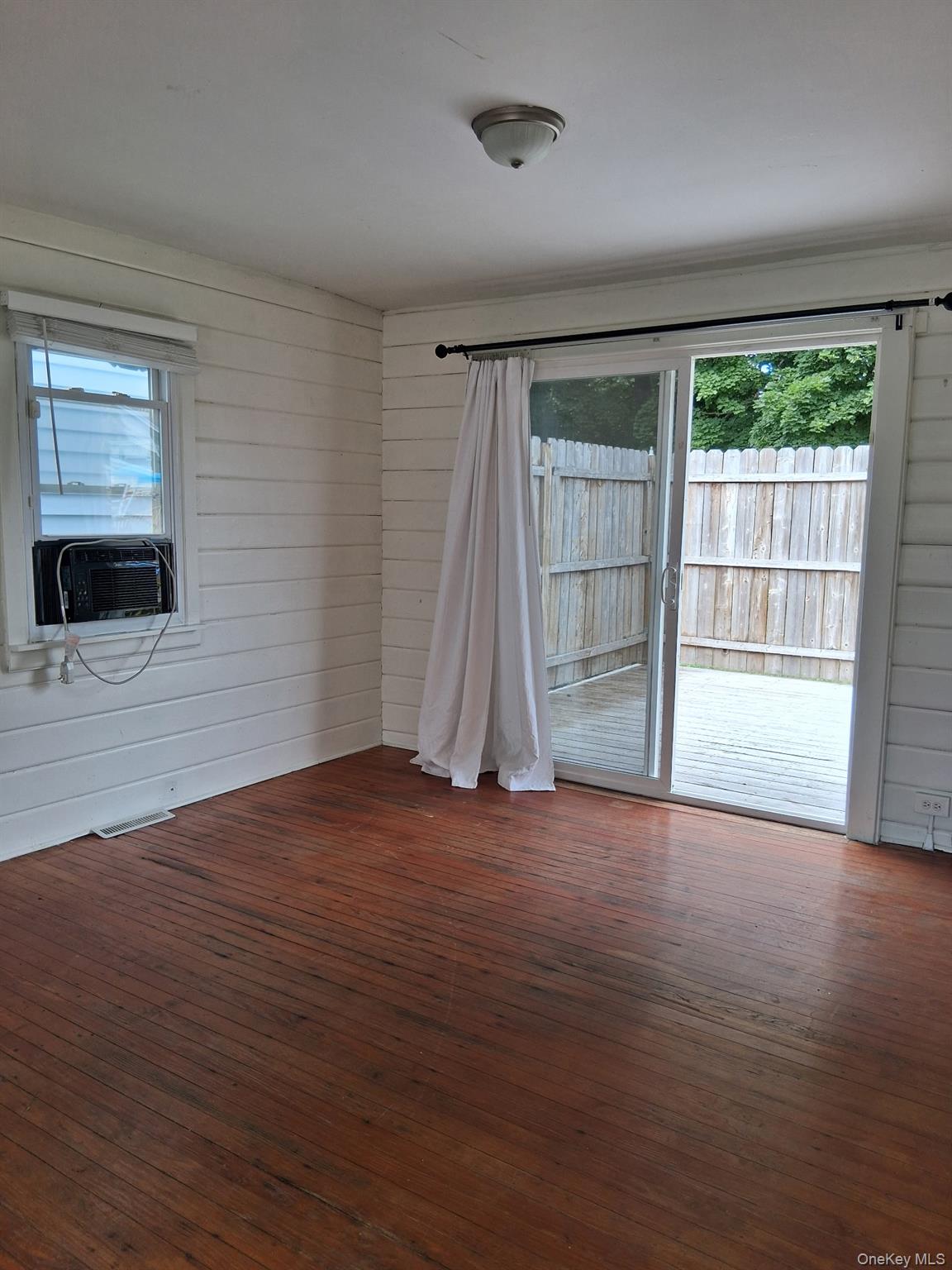 11 Chestnut Street Property Photo 18