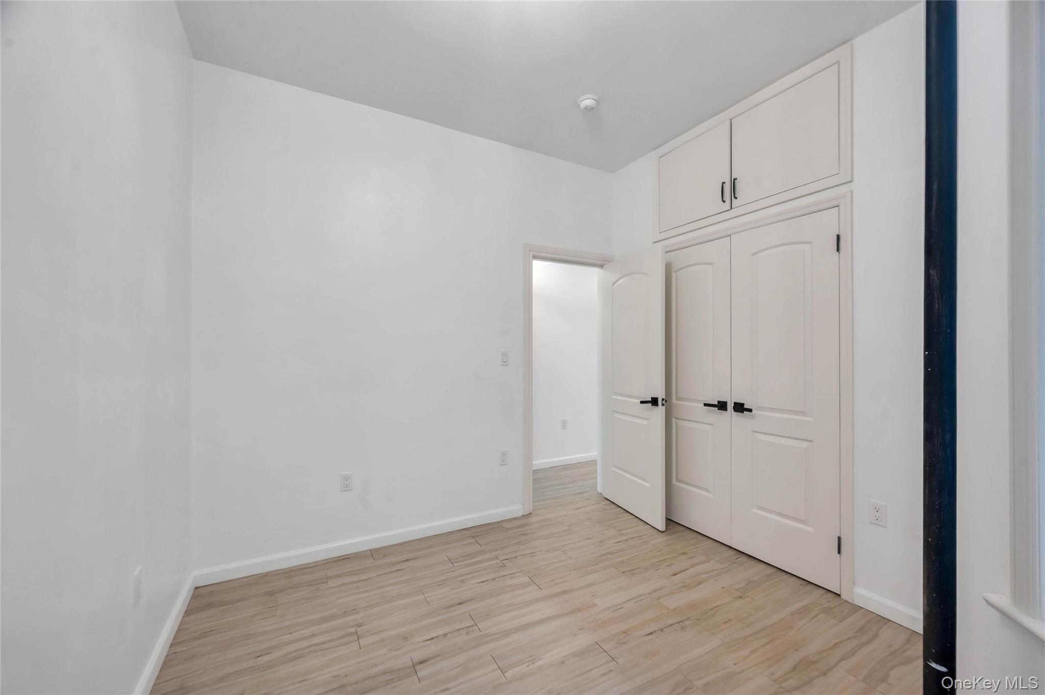 330 E 198th Street Property Photo 12