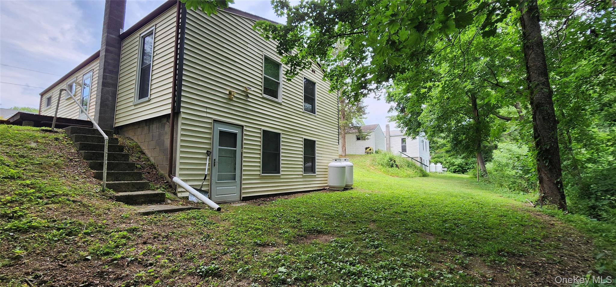 46 Gleason Boulevard Property Photo 3