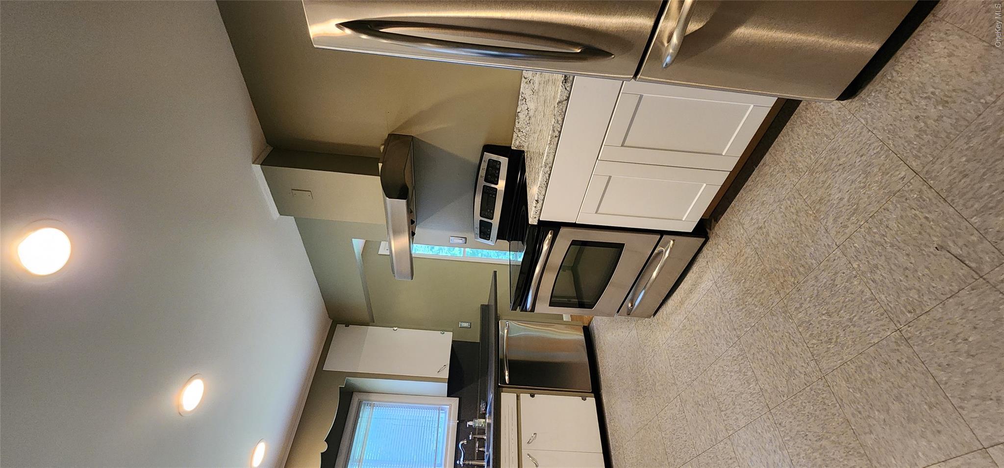 46 Gleason Boulevard Property Photo 17