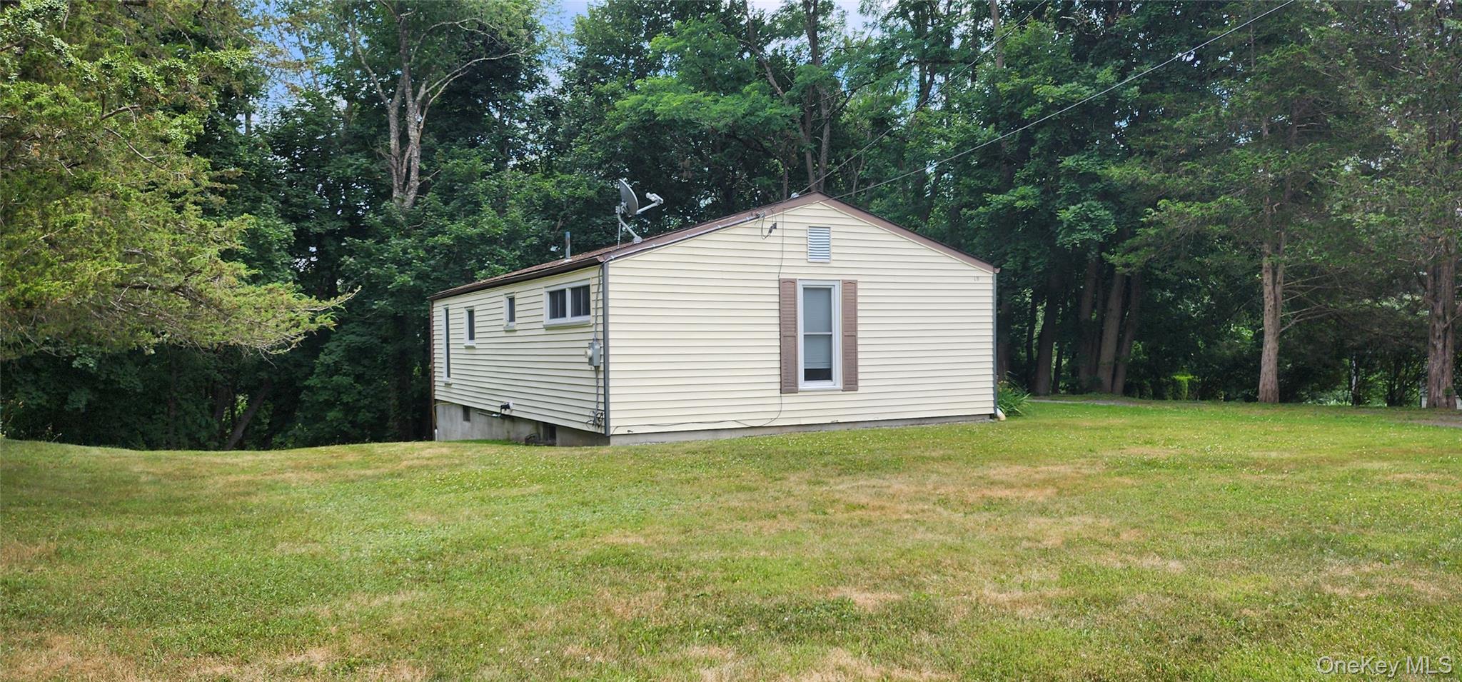 46 Gleason Boulevard Property Photo 41