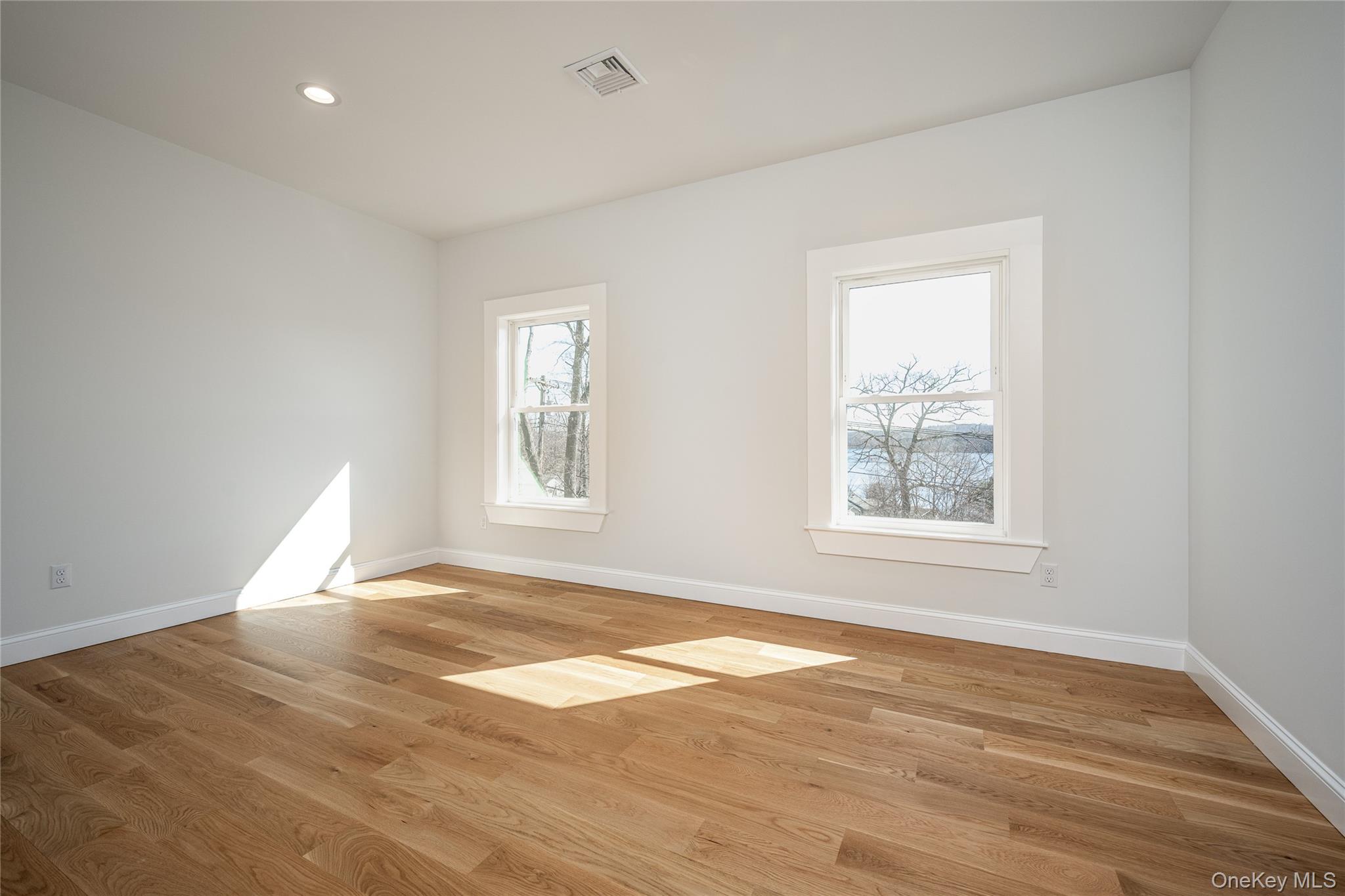 133 W Mombasha Road Property Photo 36