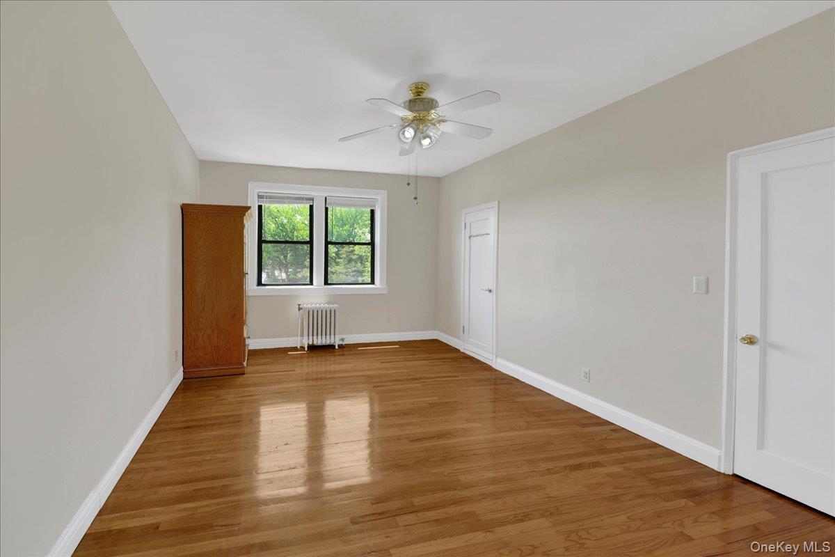 4784 Boston Post Road B43 Property Photo 8