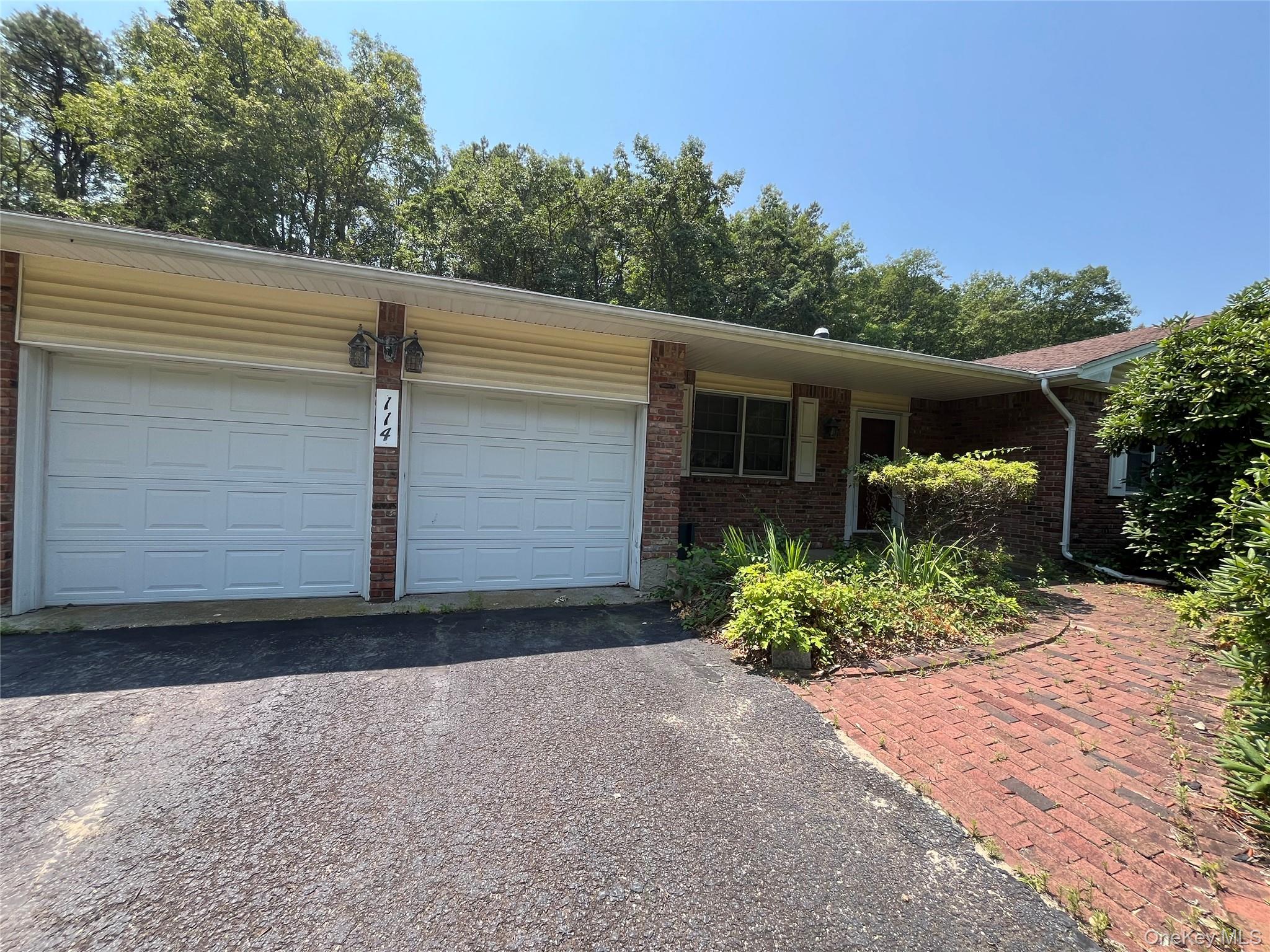 114 Washington Boulevard Property Photo 3