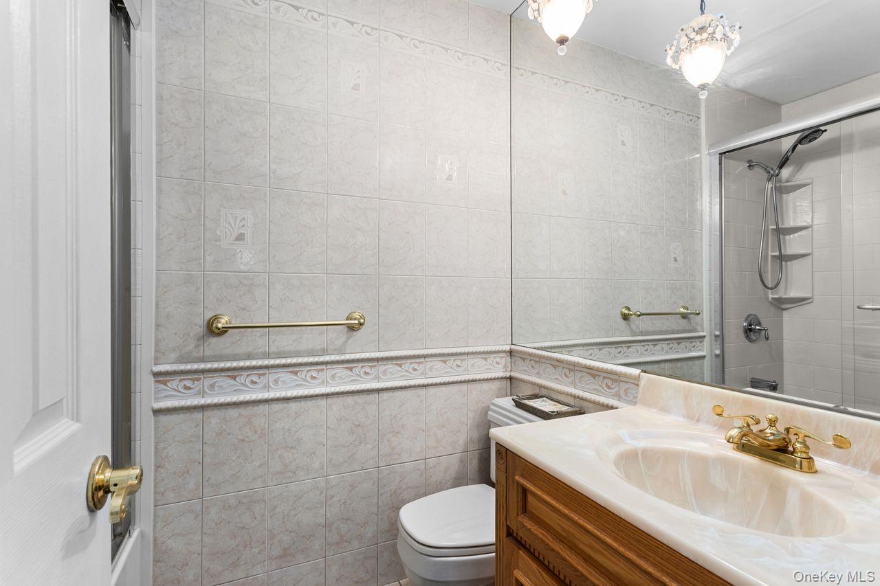 17 Lakeview Drive Property Photo 5