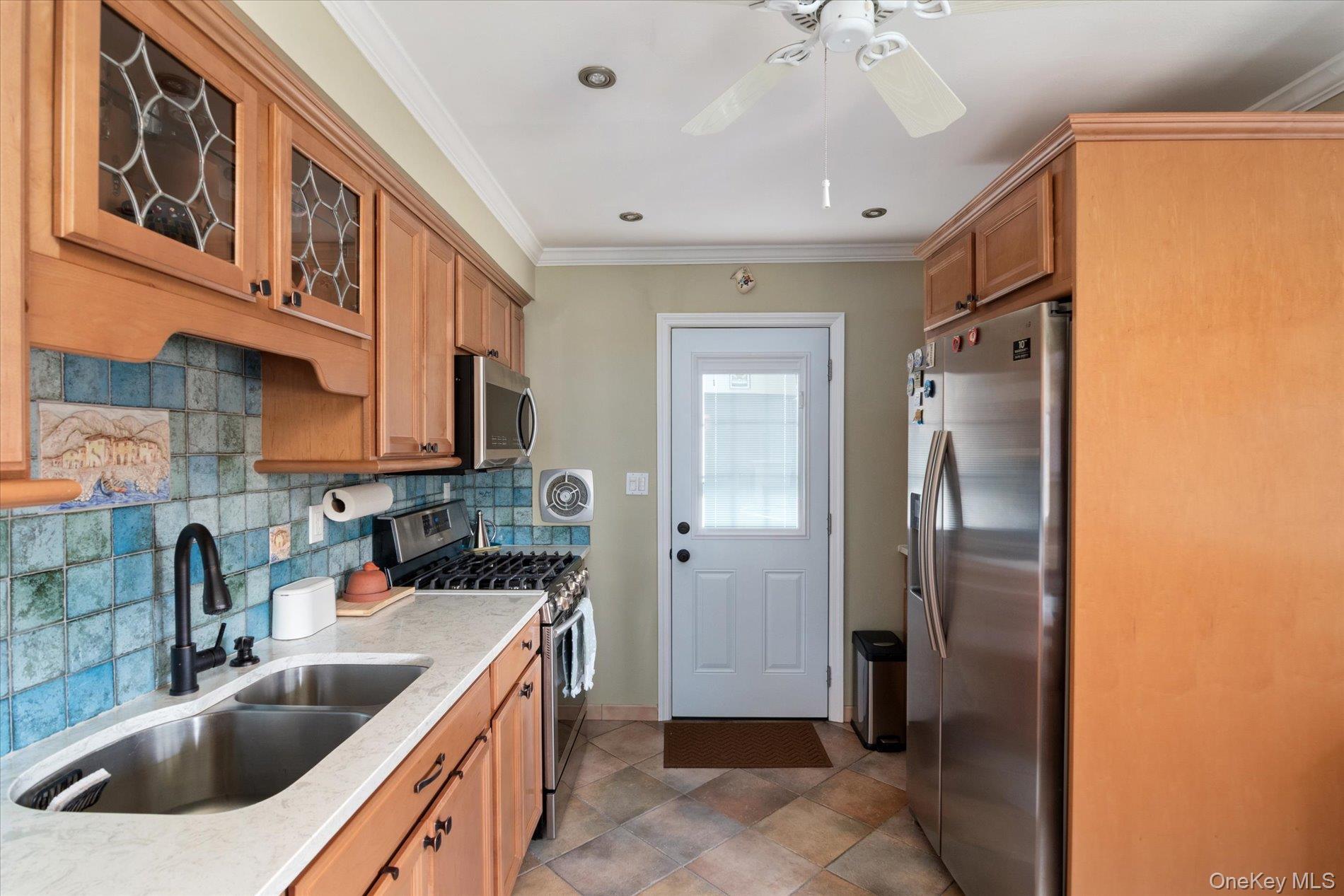 34 1st Avenue Property Photo 12