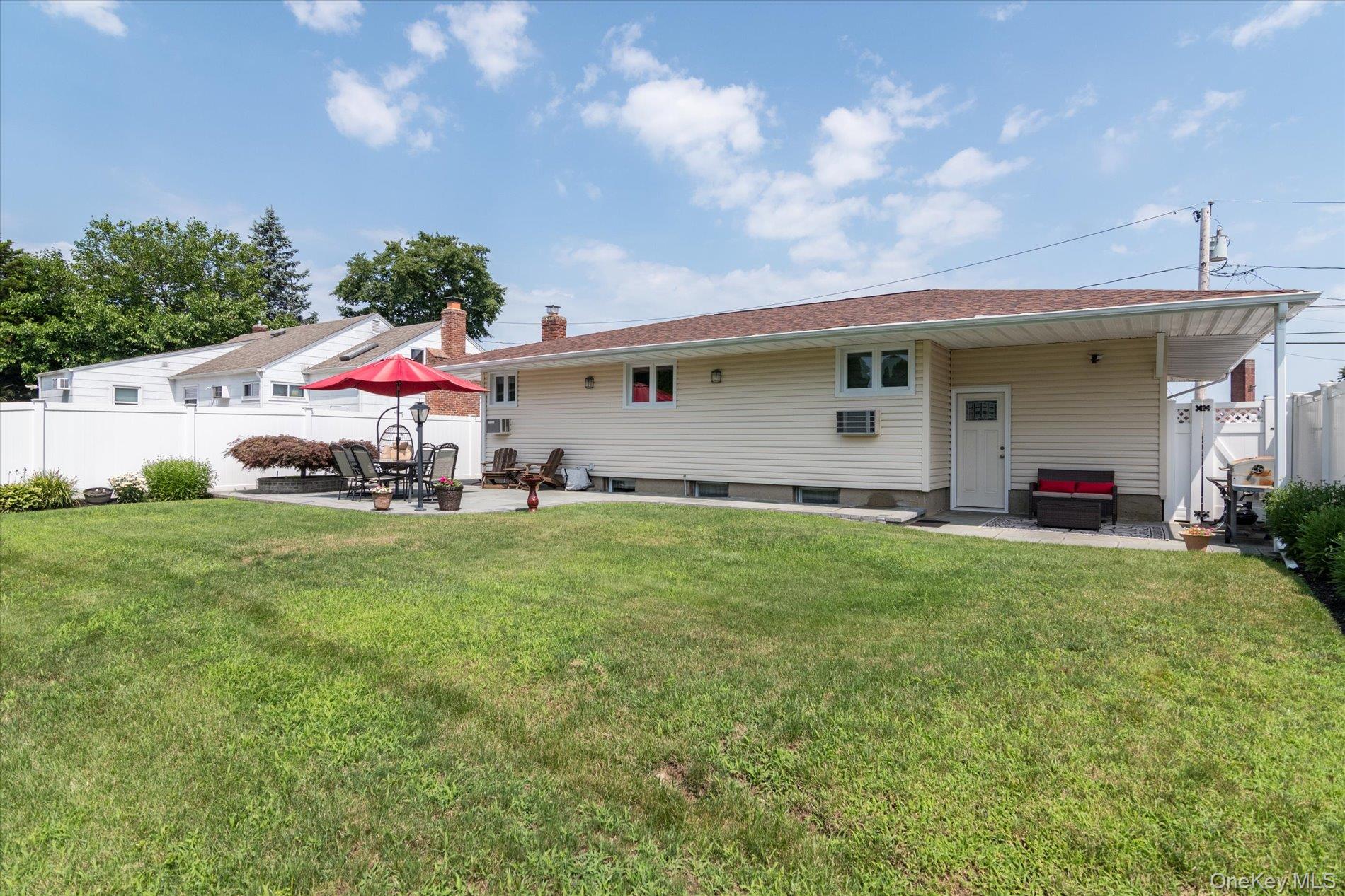 34 1st Avenue Property Photo 20