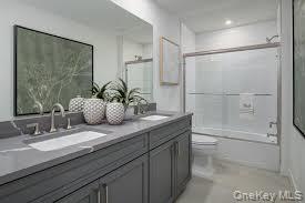 61 Fieldstone Knoll 17 Property Photo 10