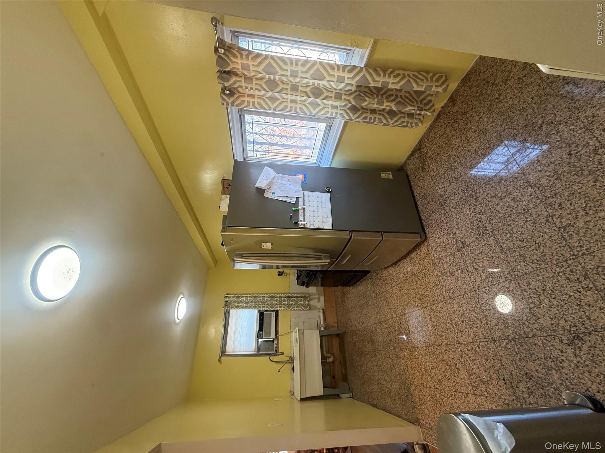 218 E 88th Street Property Photo 10
