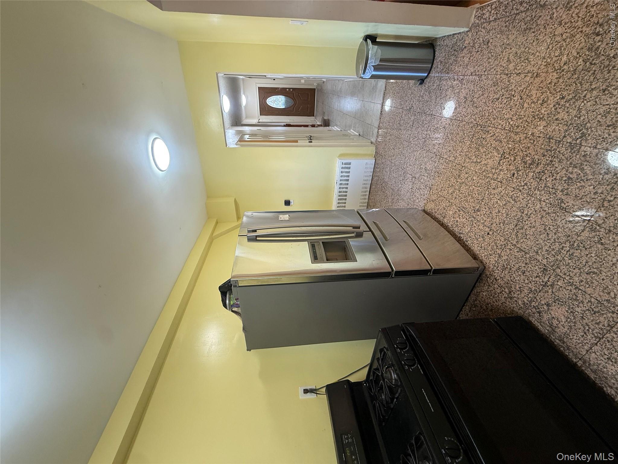 218 E 88th Street Property Photo 11