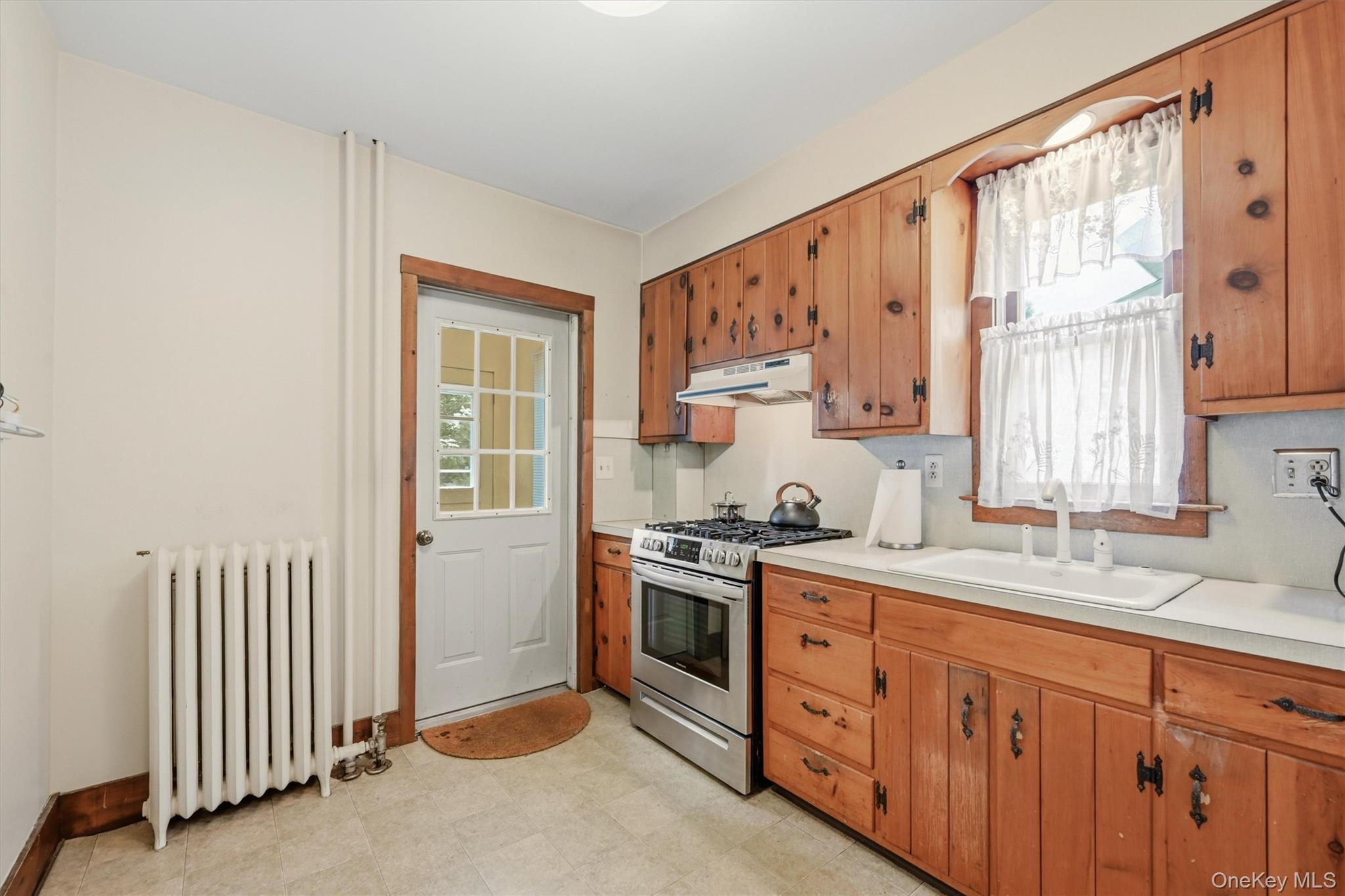 17 Kellogg Avenue Property Photo 10