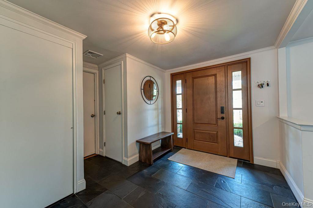 30 Harriet Lane Property Photo 3
