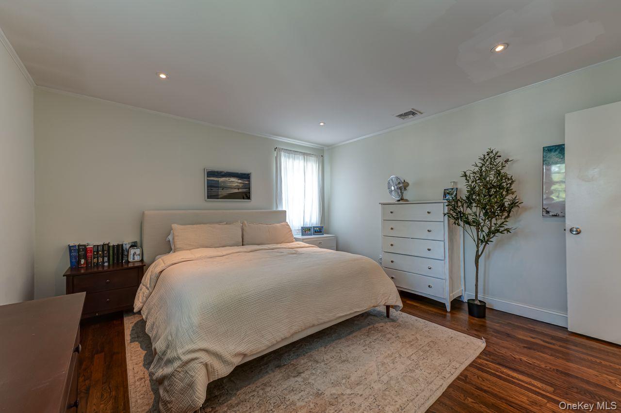 30 Harriet Lane Property Photo 14