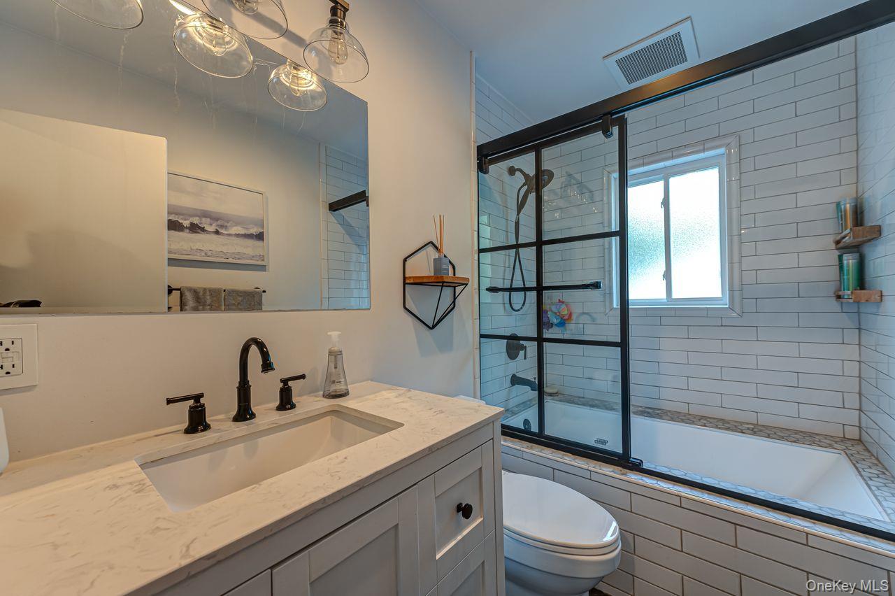 30 Harriet Lane Property Photo 16