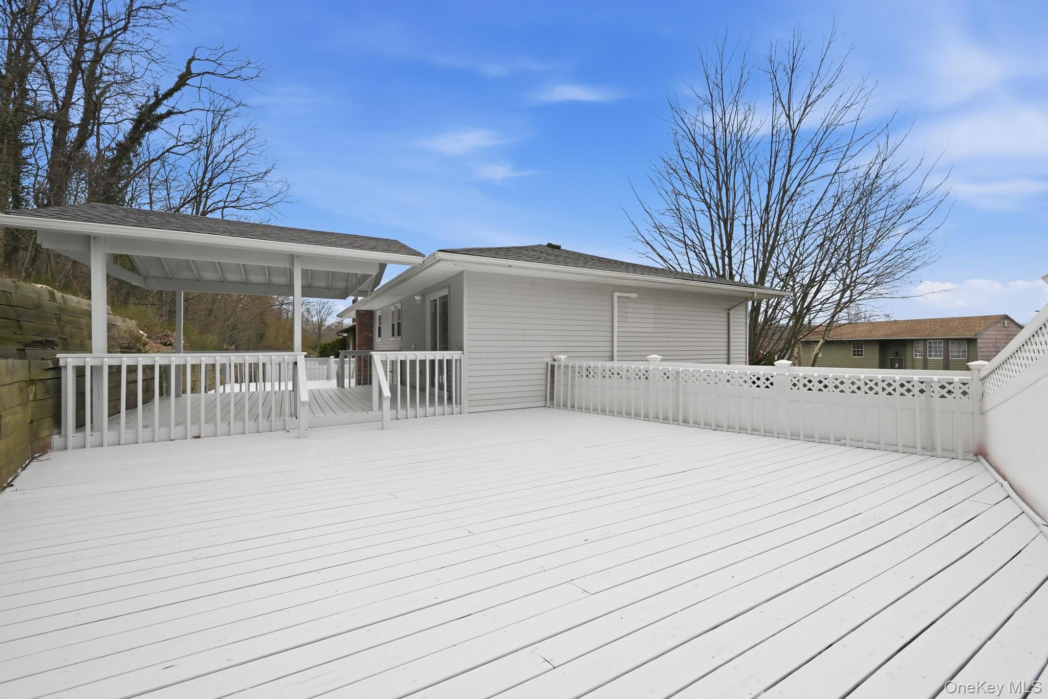 9 Harmony Lane Property Photo 6