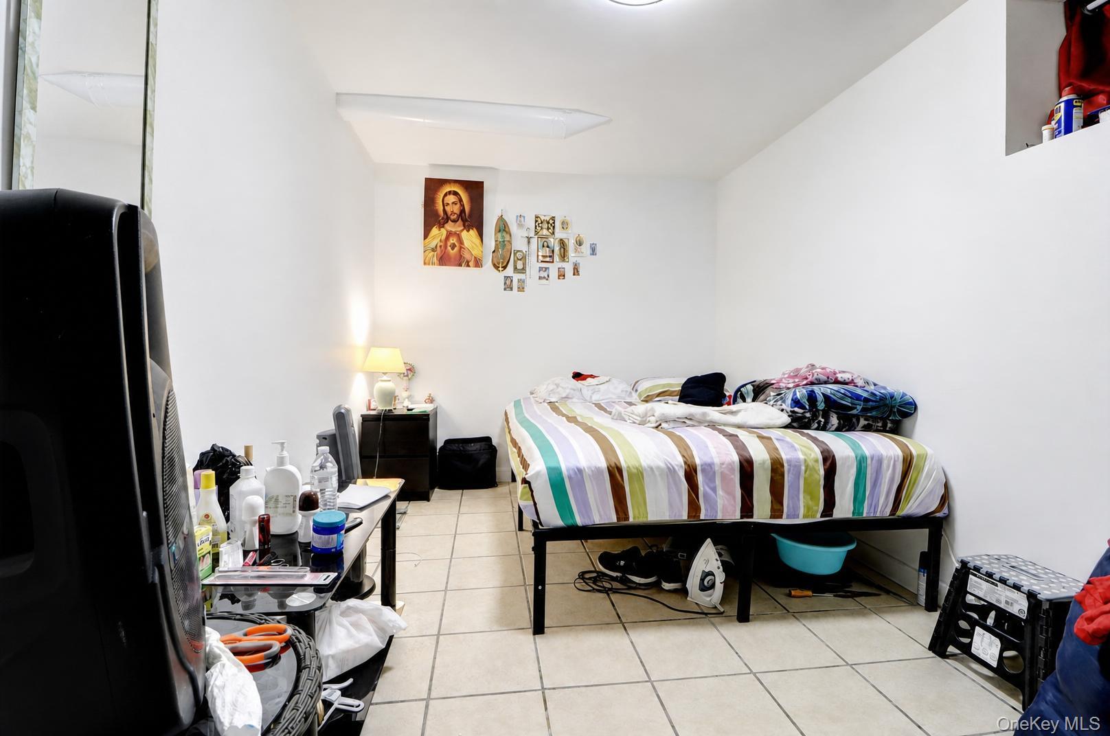 6107 Bleecker Street Property Photo 28