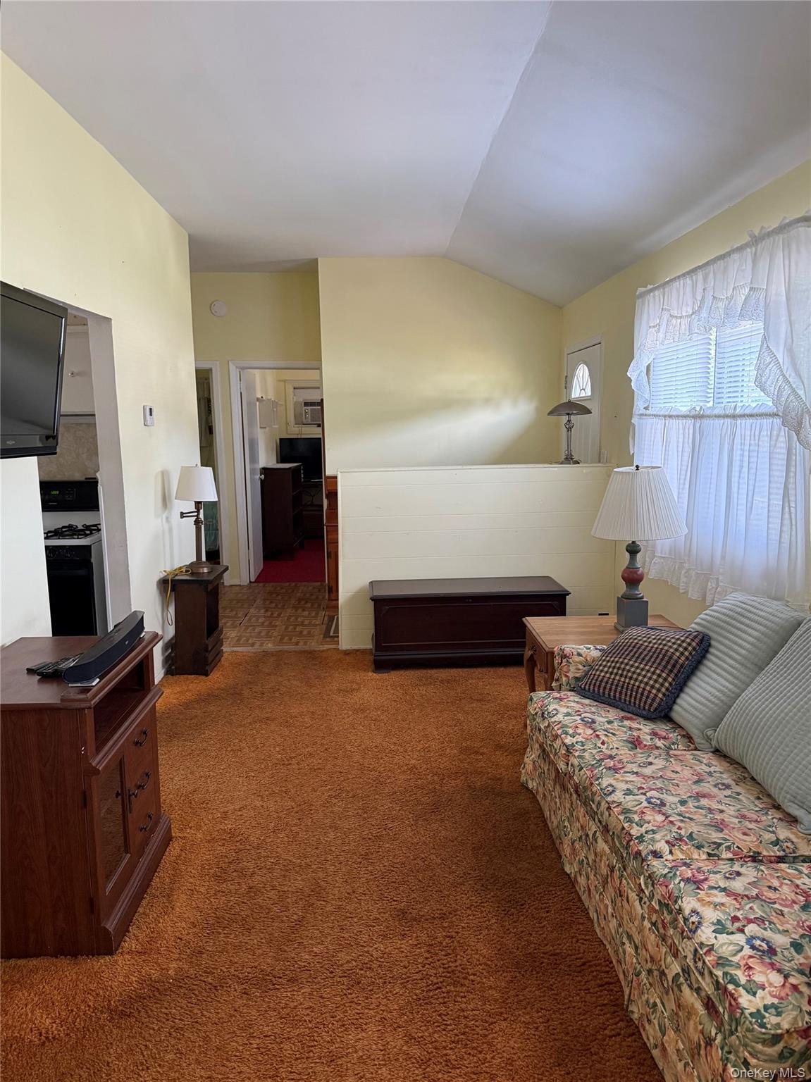 4 Sachs Street Property Photo 9