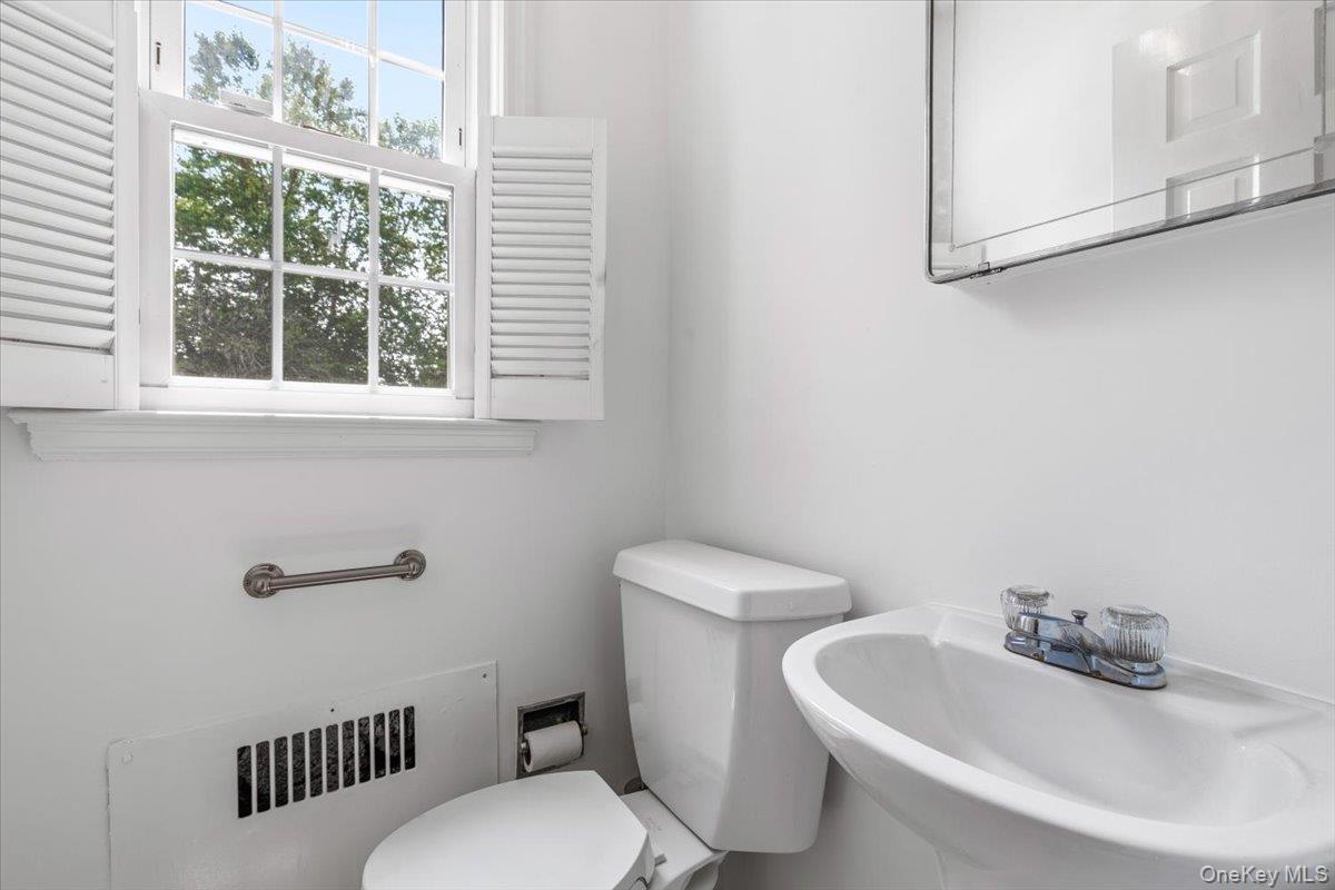 54 Strathmore Road Property Photo 13