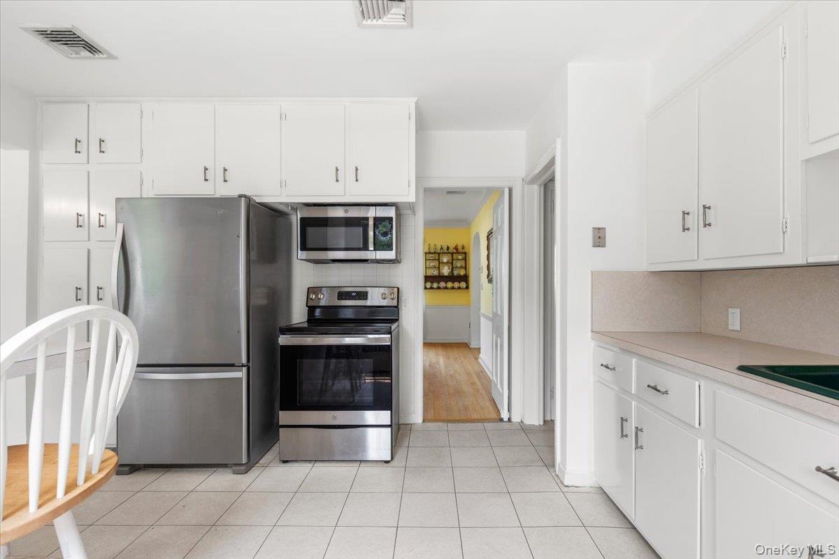 54 Strathmore Road Property Photo 15