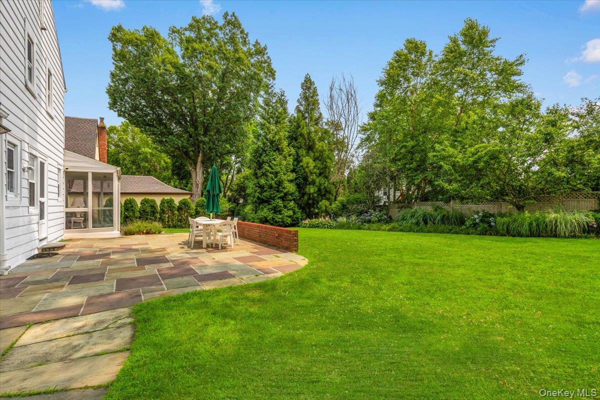 54 Strathmore Road Property Photo 31