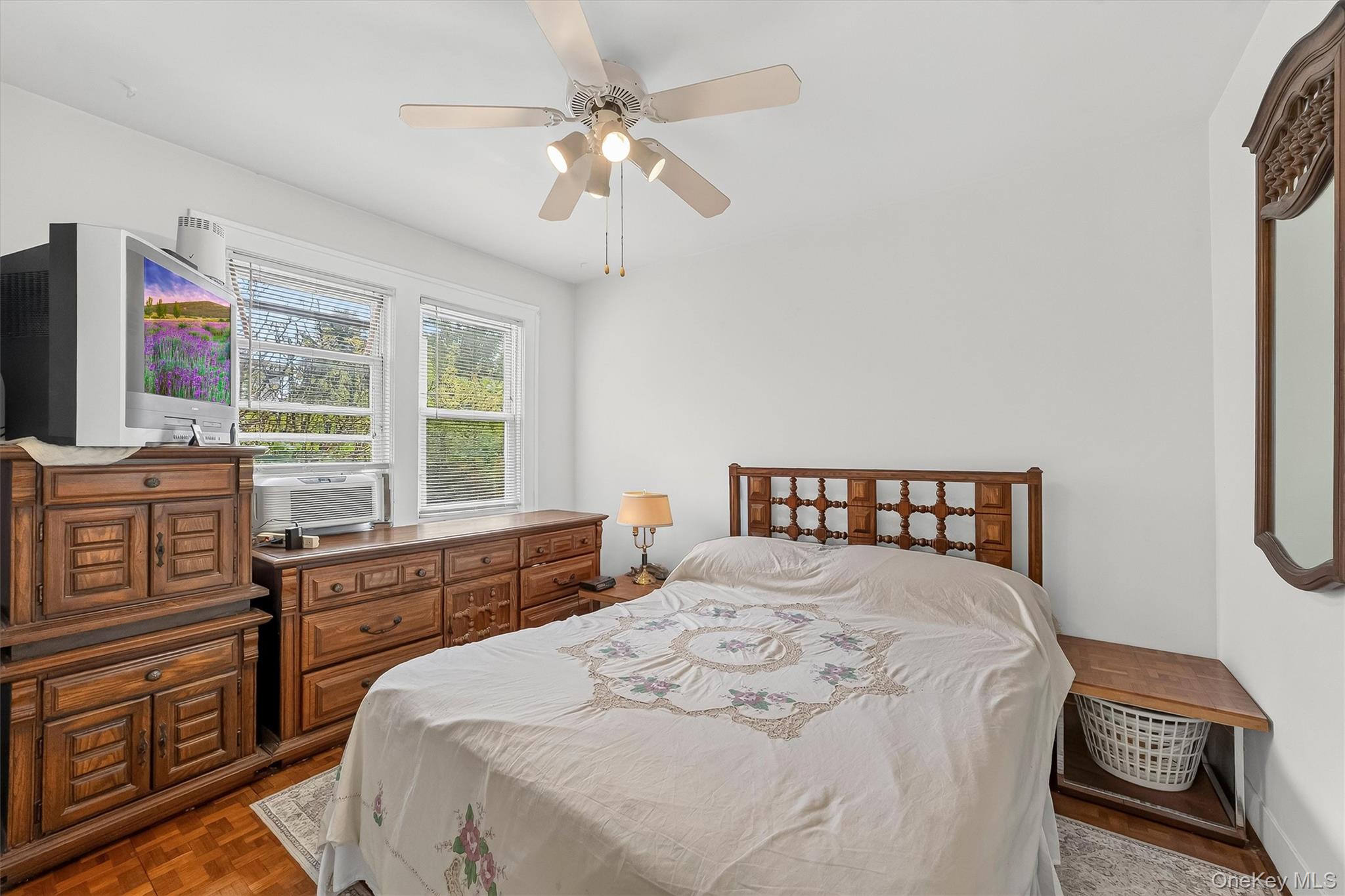 91 Douglas Avenue Property Photo 11