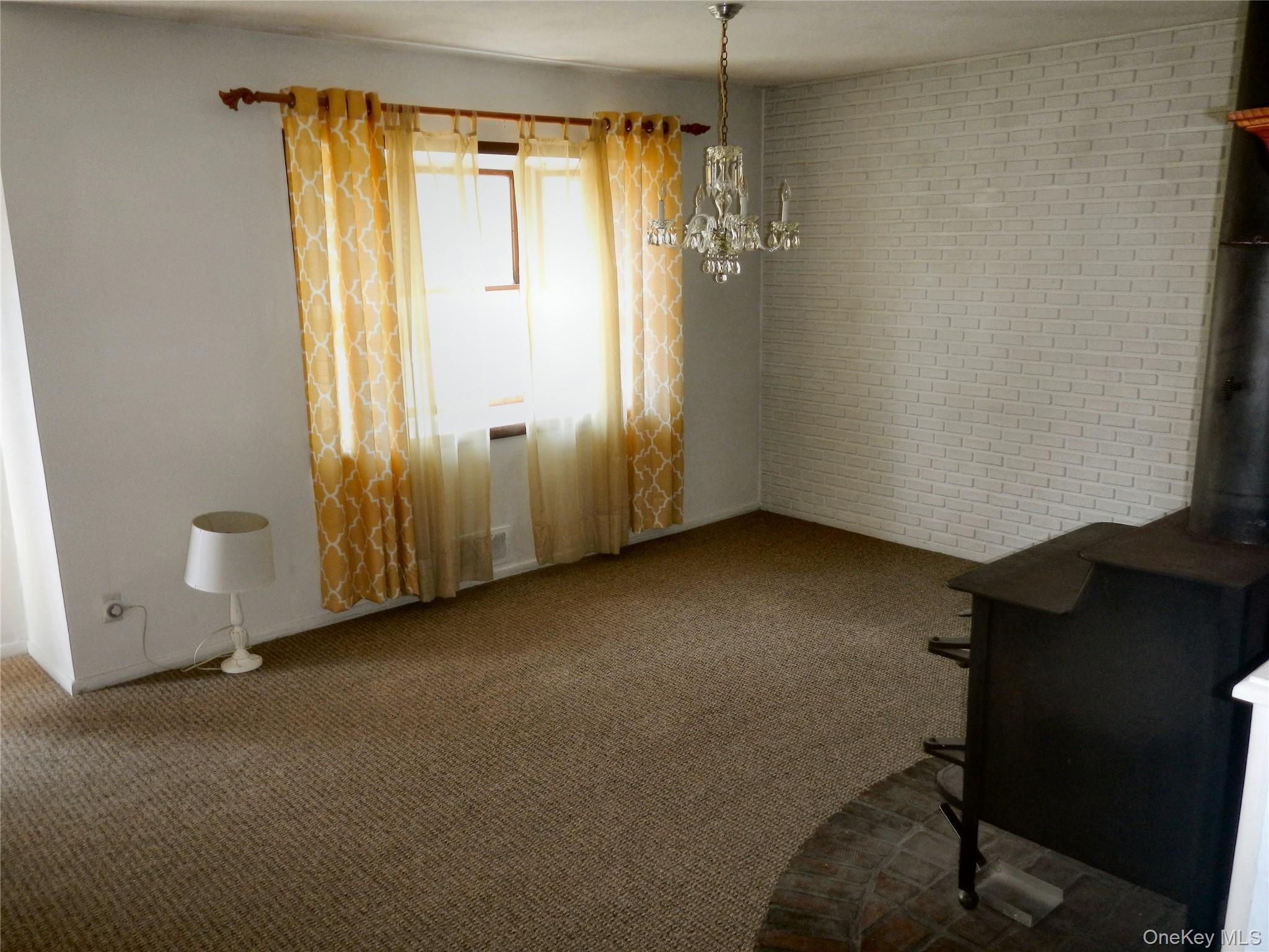 1005 Thompson Drive Property Photo 7