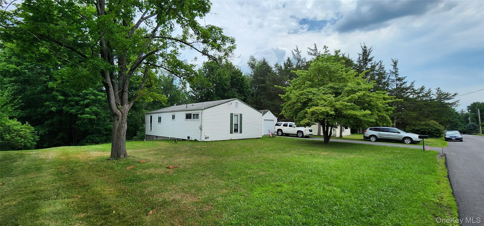 48 Gleason Boulevard Property Photo 3
