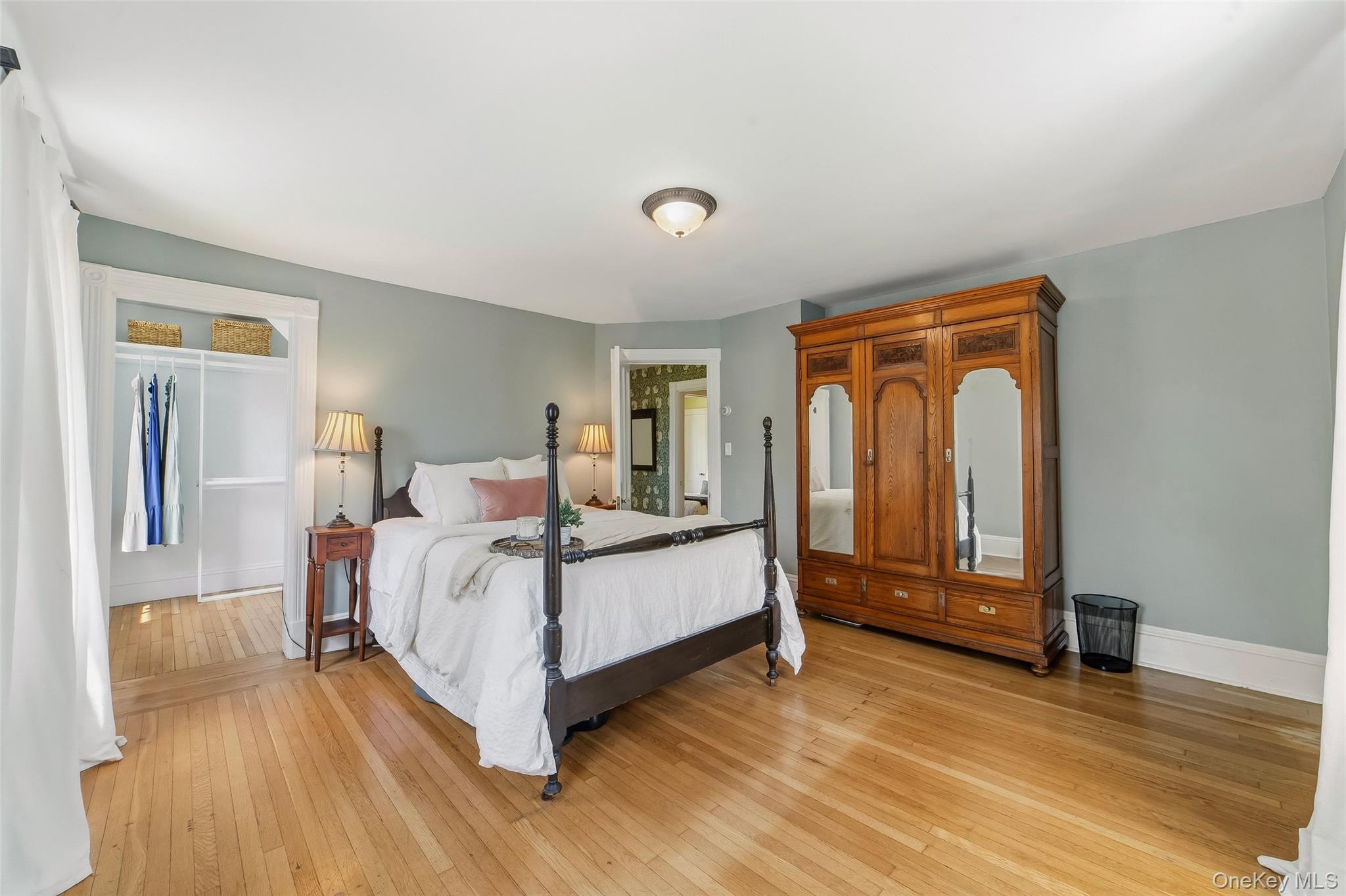 215 Walnut Street Property Photo 15