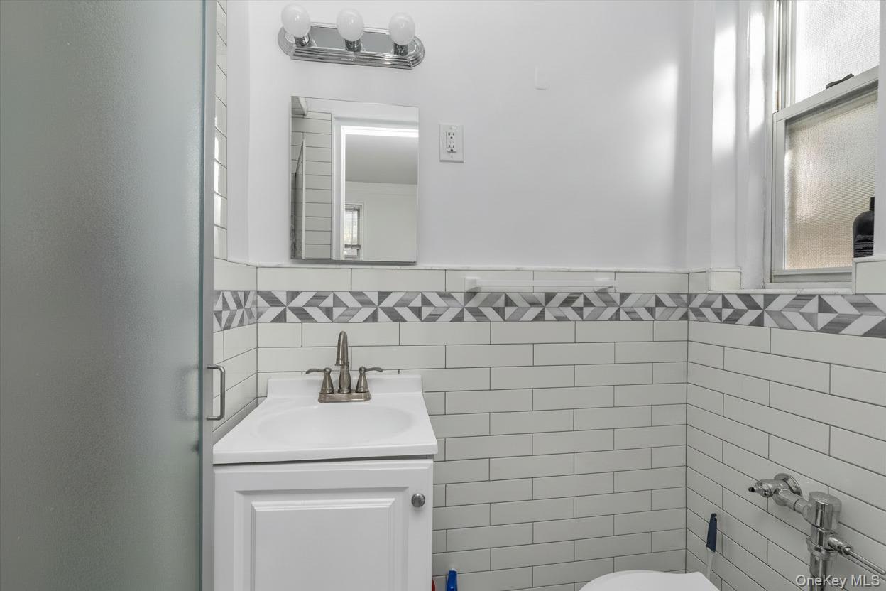 76-36 113 Street B-2 Property Photo 22