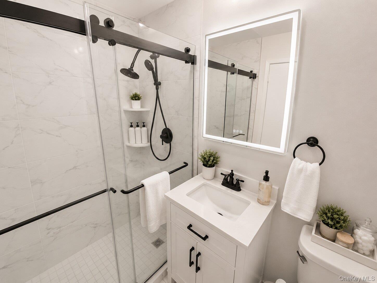 26910 Grand Central Parkway 31c Property Photo 12