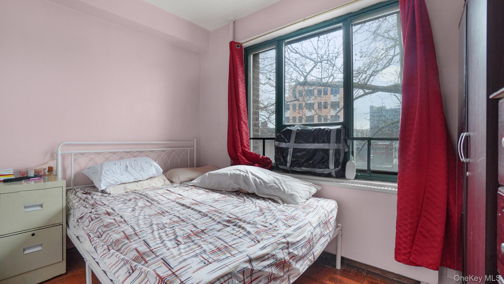 2049 Mcgraw Avenue 2c Property Photo 6