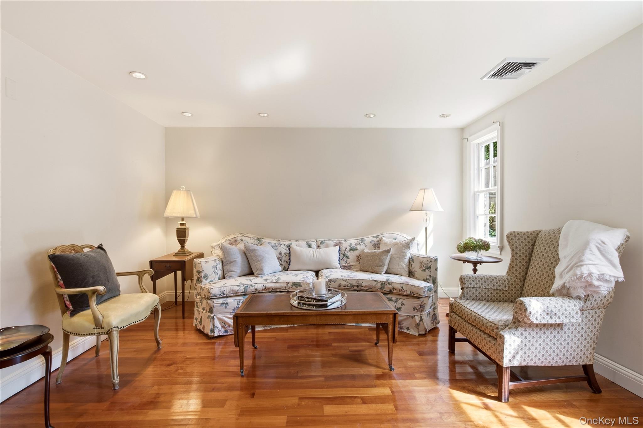 158 Bay Road Property Photo 8
