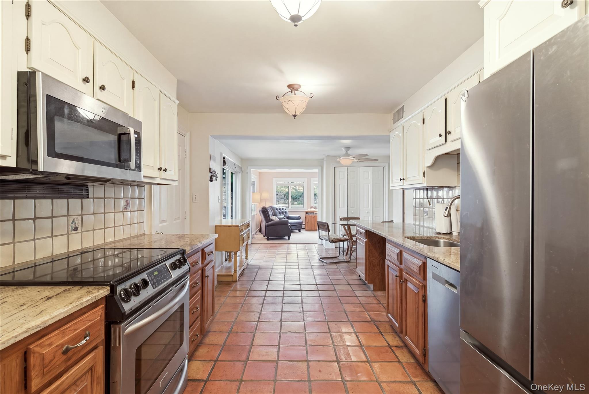 158 Bay Road Property Photo 11