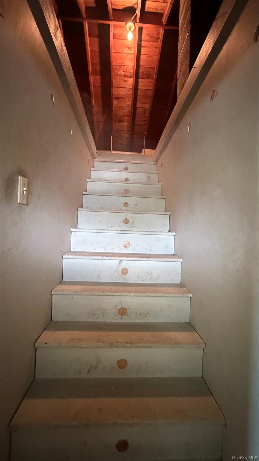 5 Trabucco Place Property Photo 10