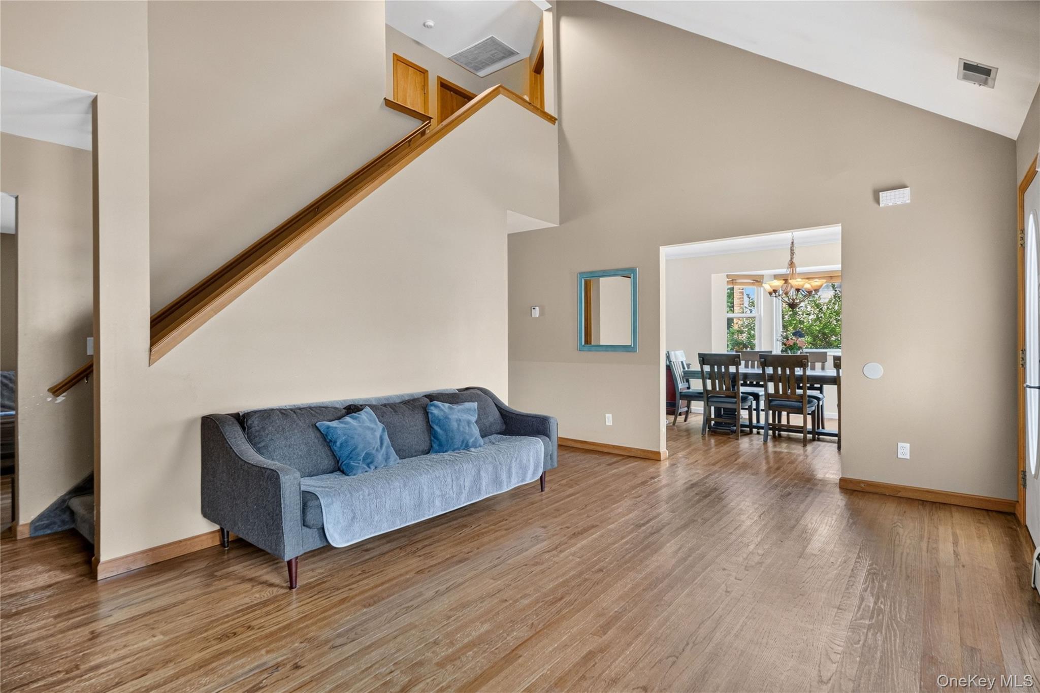 62 Lombardy Drive Property Photo 8
