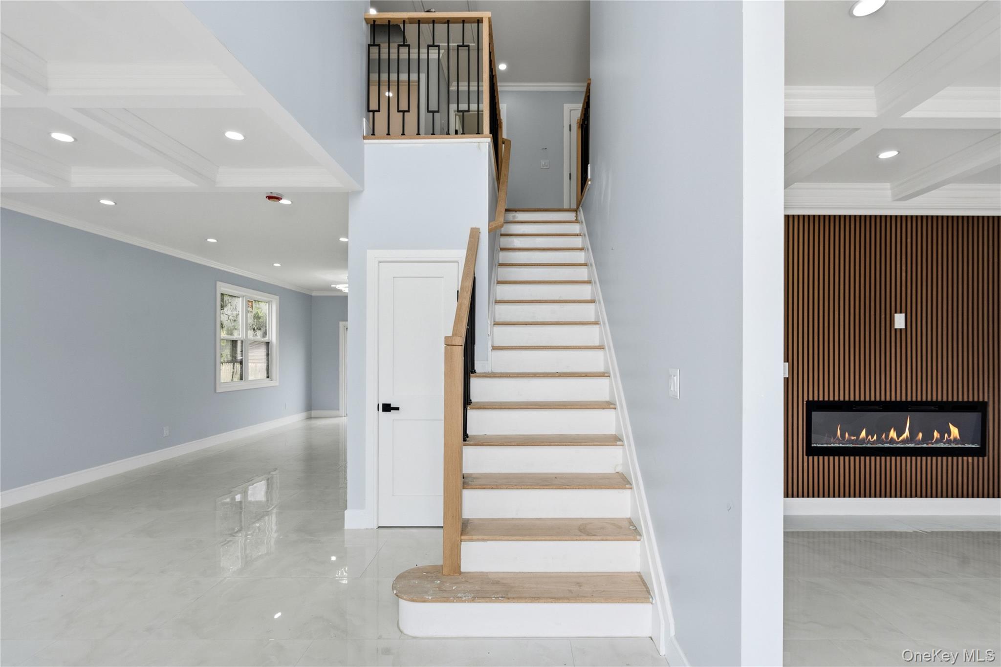 145 Bethpage Road Property Photo 2