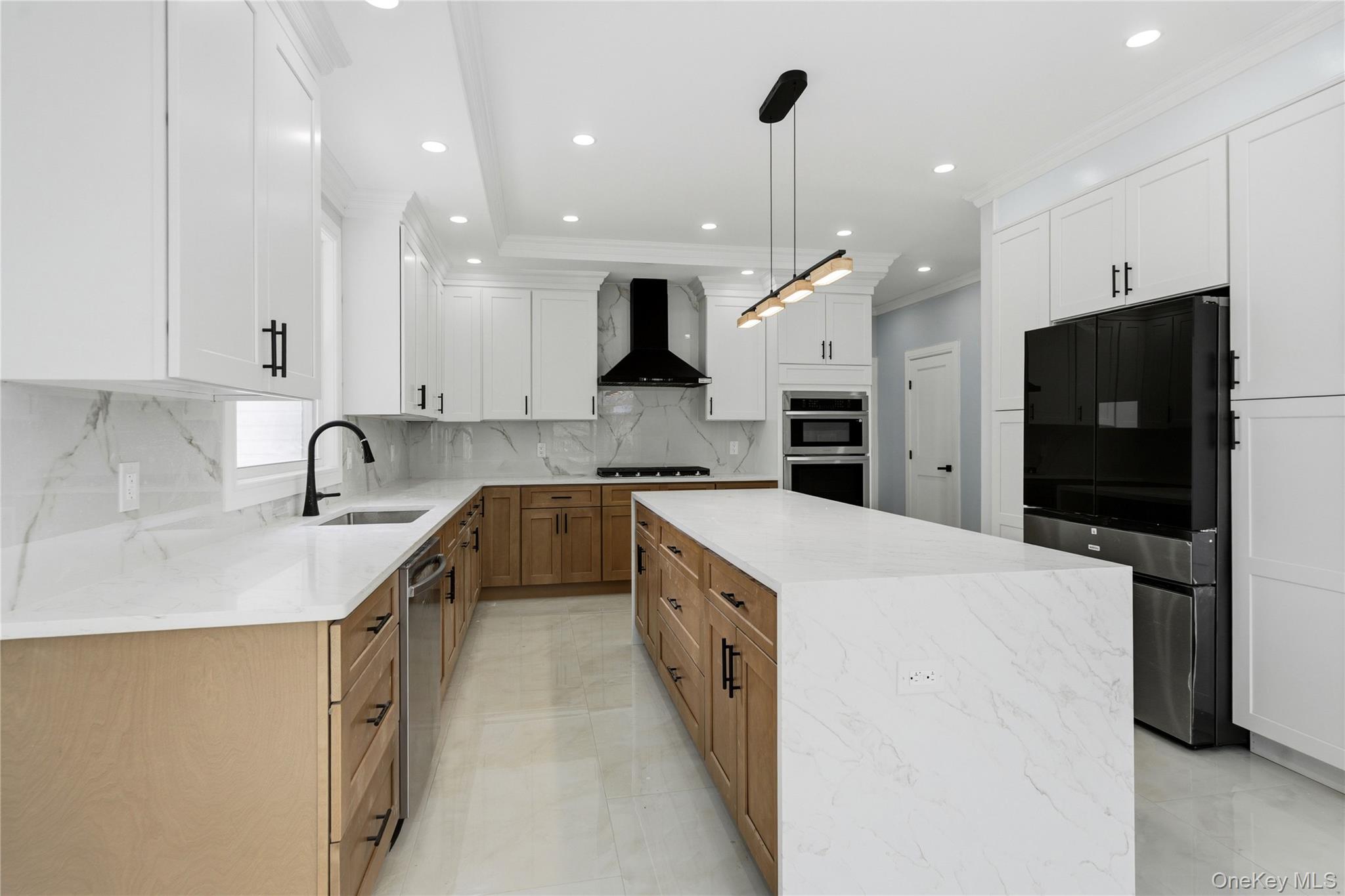 145 Bethpage Road Property Photo 11