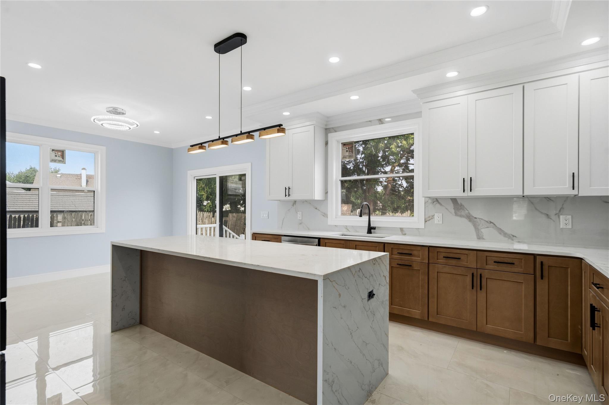 145 Bethpage Road Property Photo 12