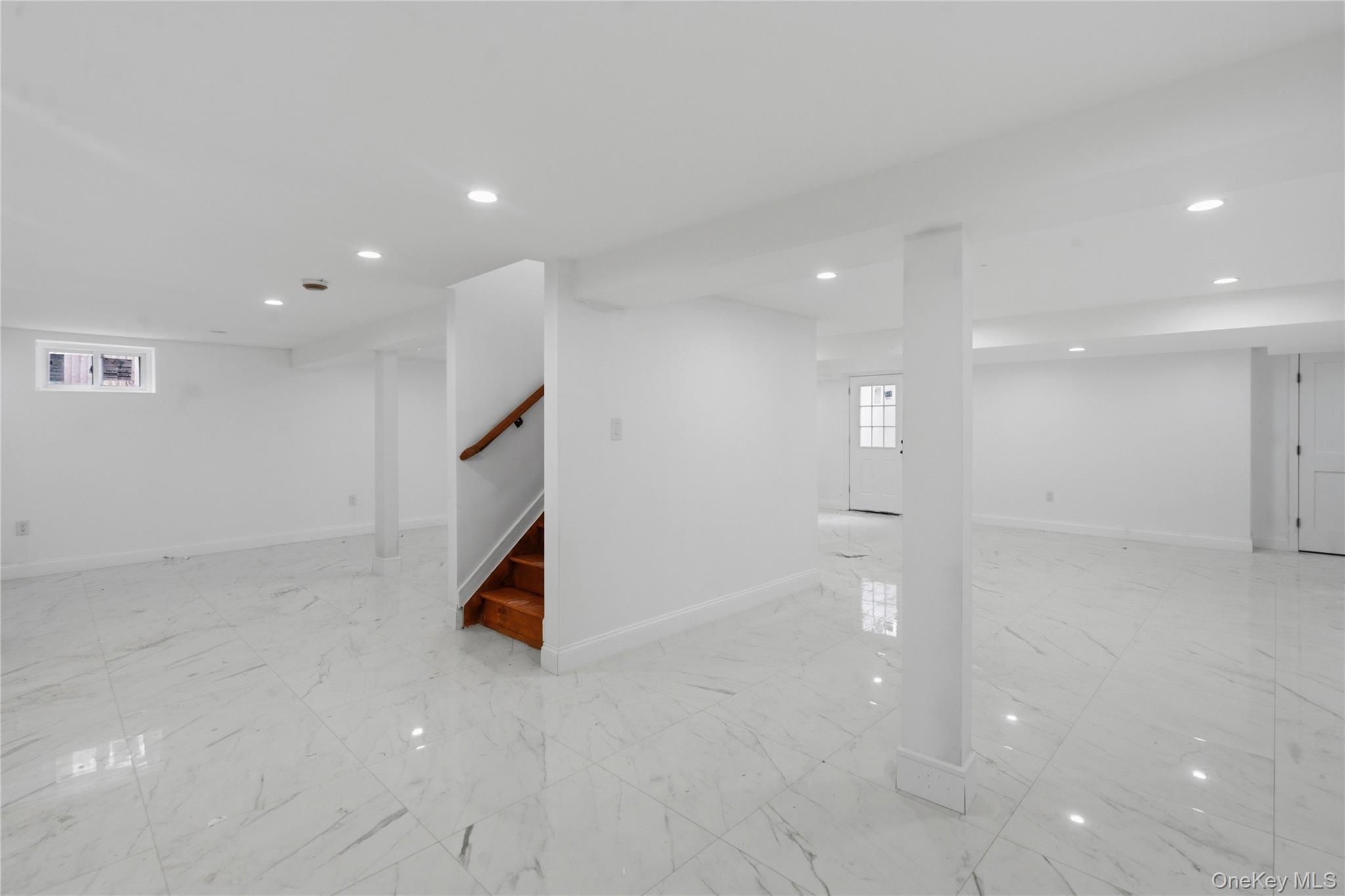 145 Bethpage Road Property Photo 32