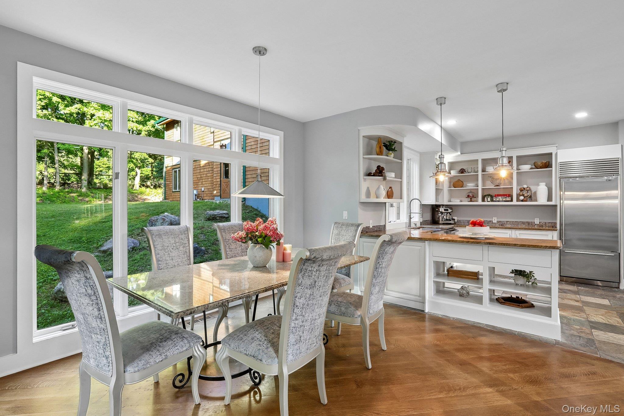 1020960 Property Photo 5
