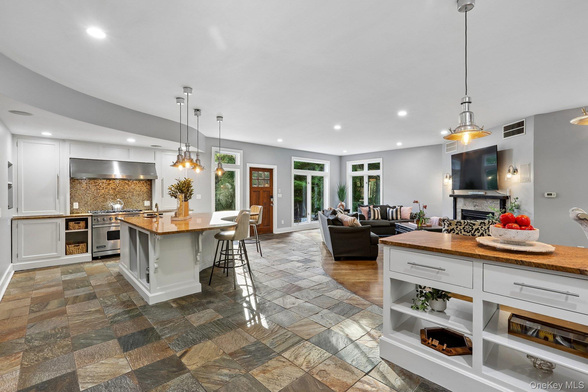 1020960 Property Photo 8