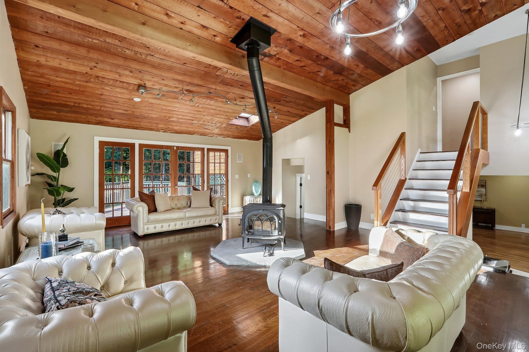 1020960 Property Photo 13
