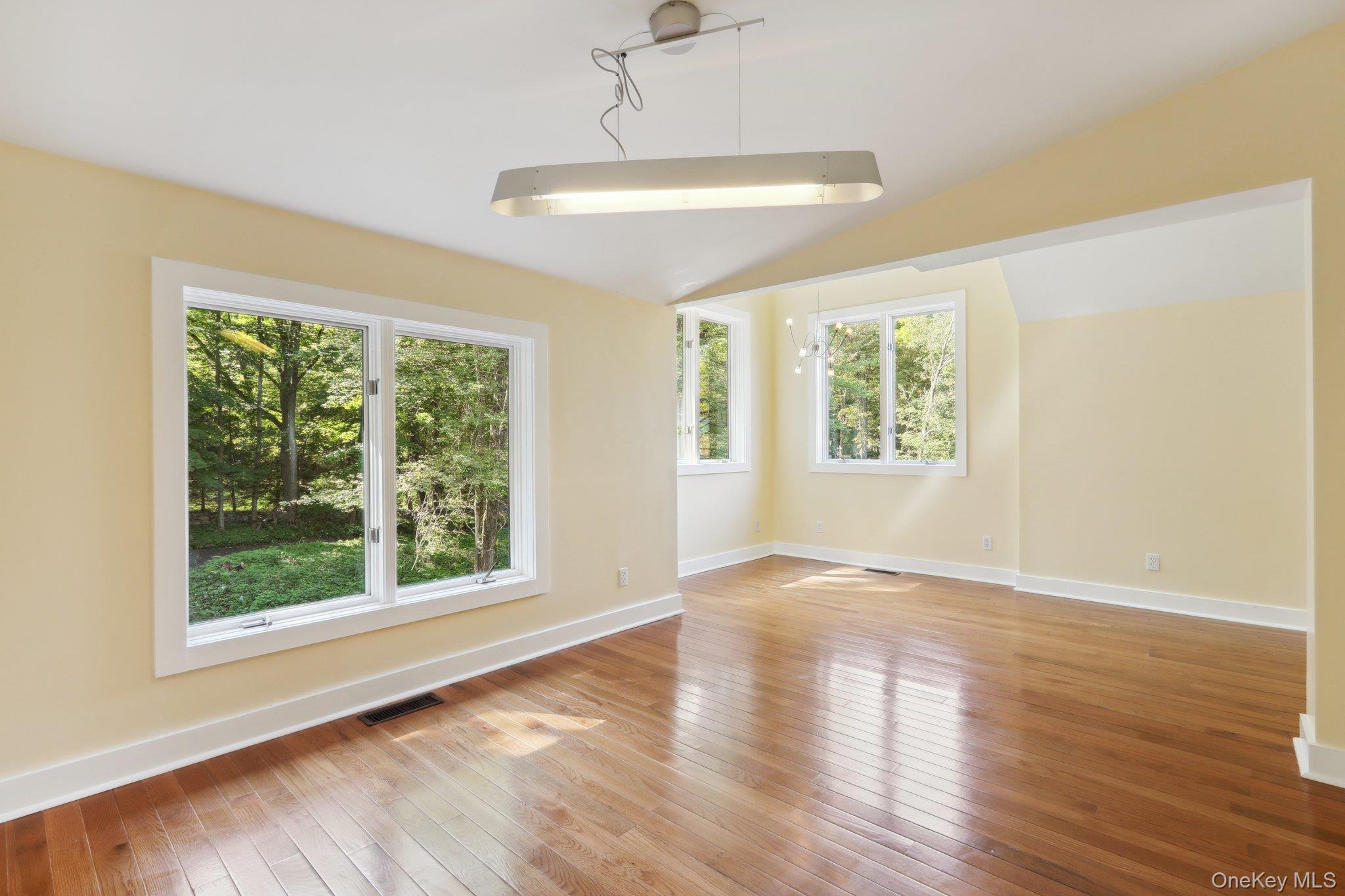 1020960 Property Photo 29