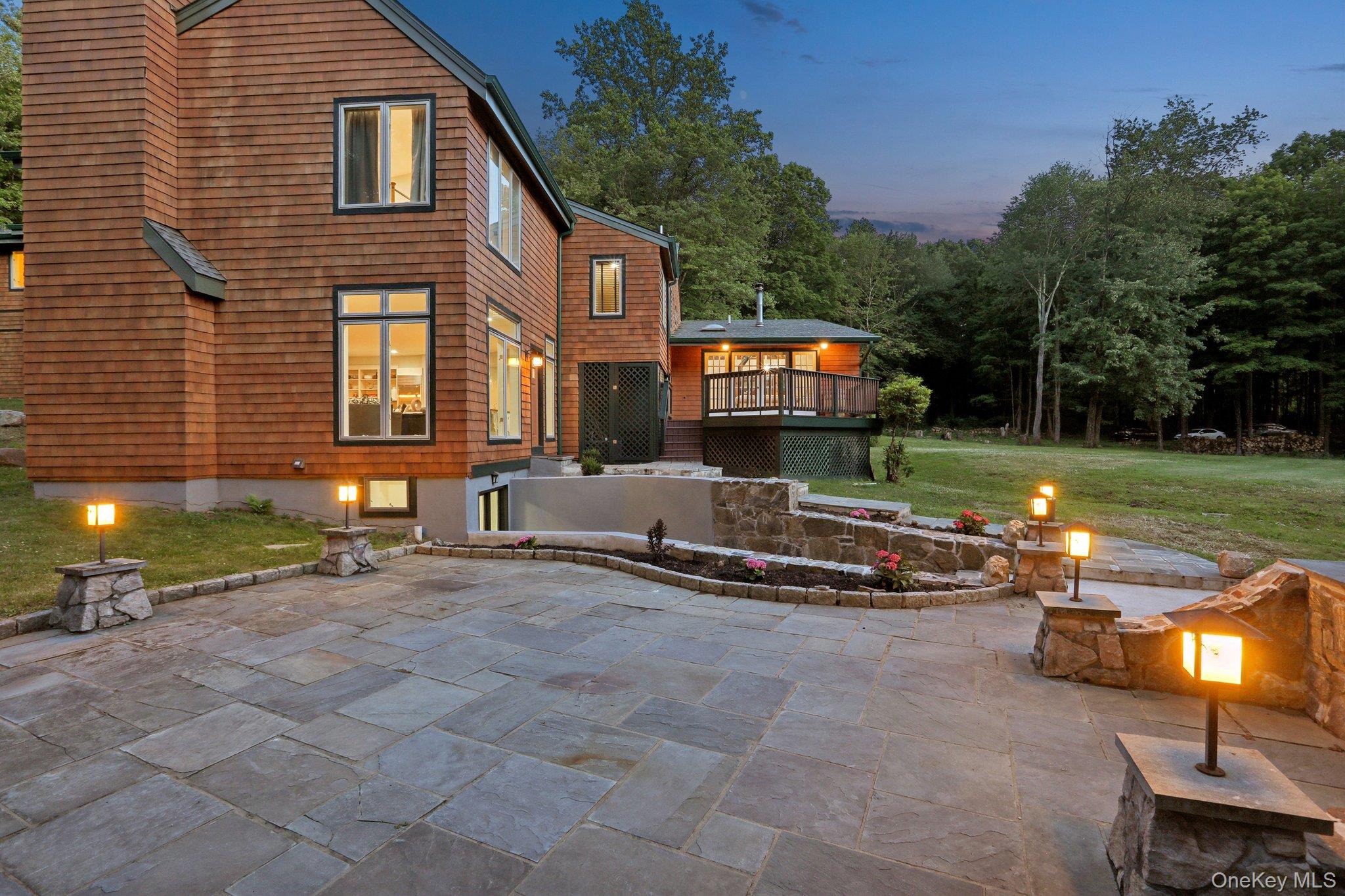 1020960 Property Photo 33