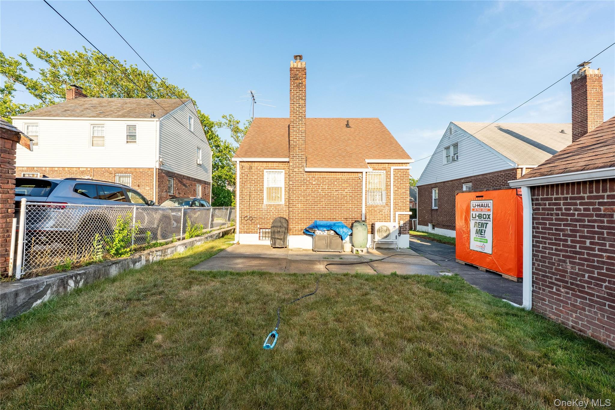 118 48 222nd Street Property Photo 4