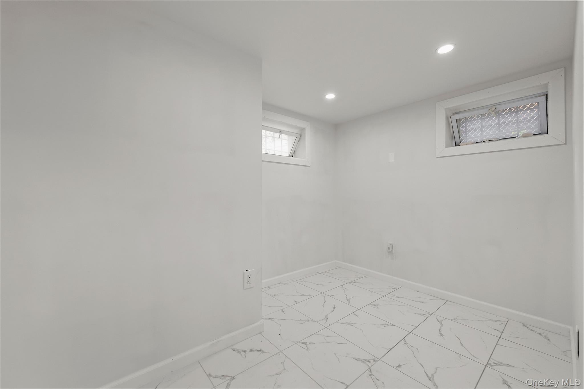 118 48 222nd Street Property Photo 37