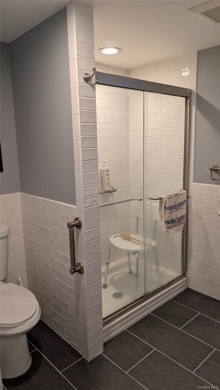 7 Oaktree Lane Property Photo 17