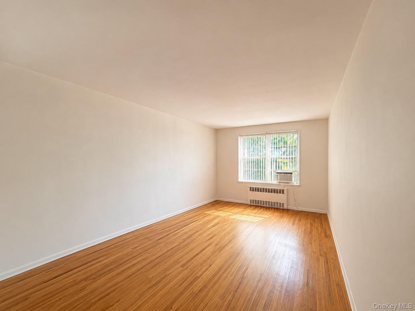6385 Woodhaven Boulevard 5a2 Property Photo 3