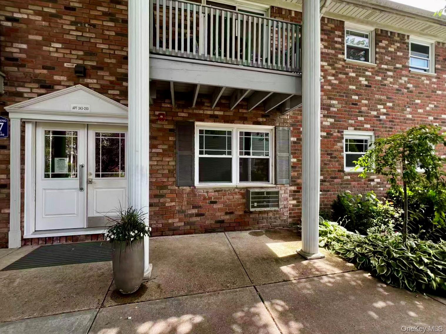 246 Fairharbor Drive 246 Property Photo 2