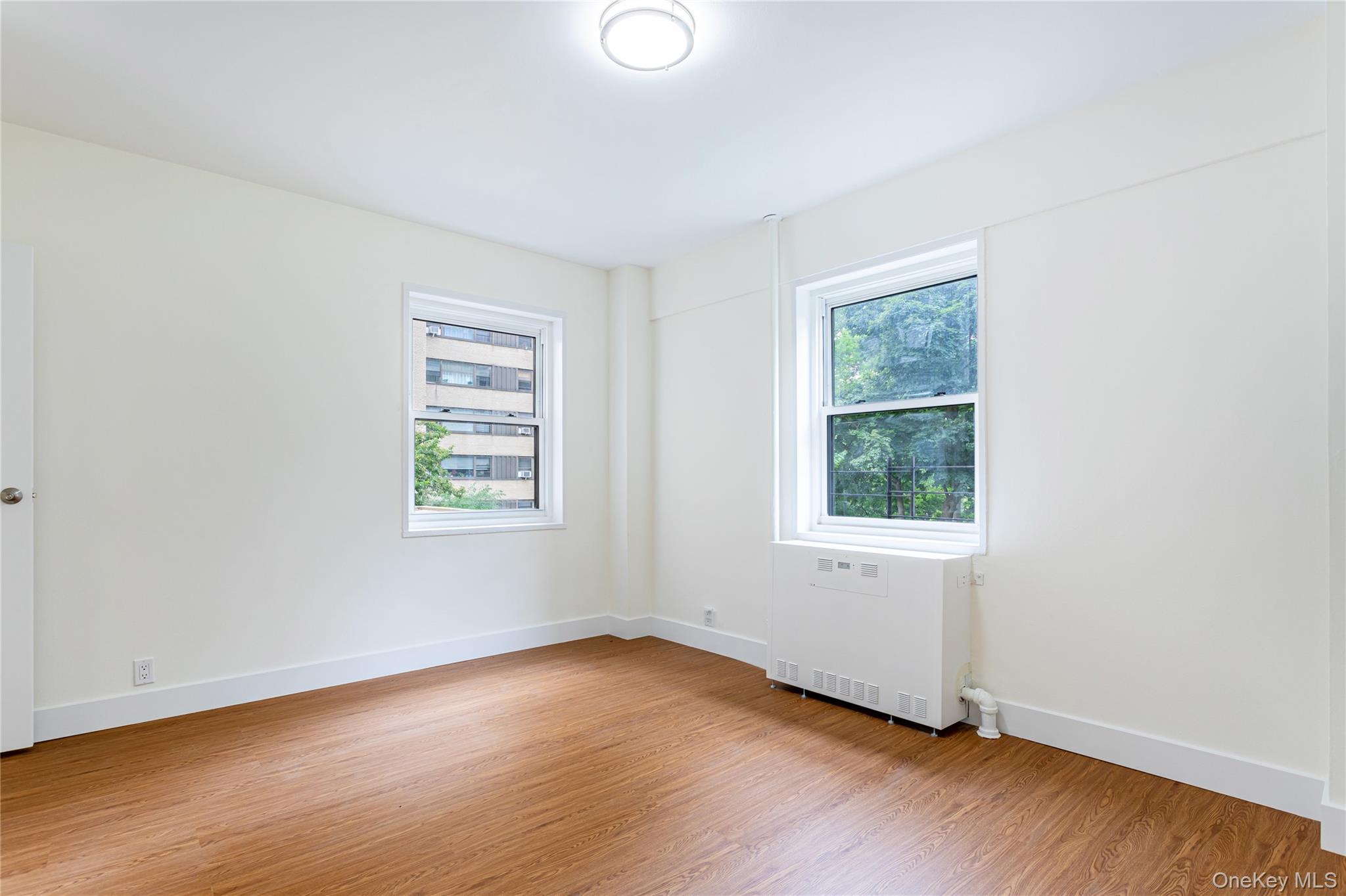6 Fordham Hill Oval 2g Property Photo 24